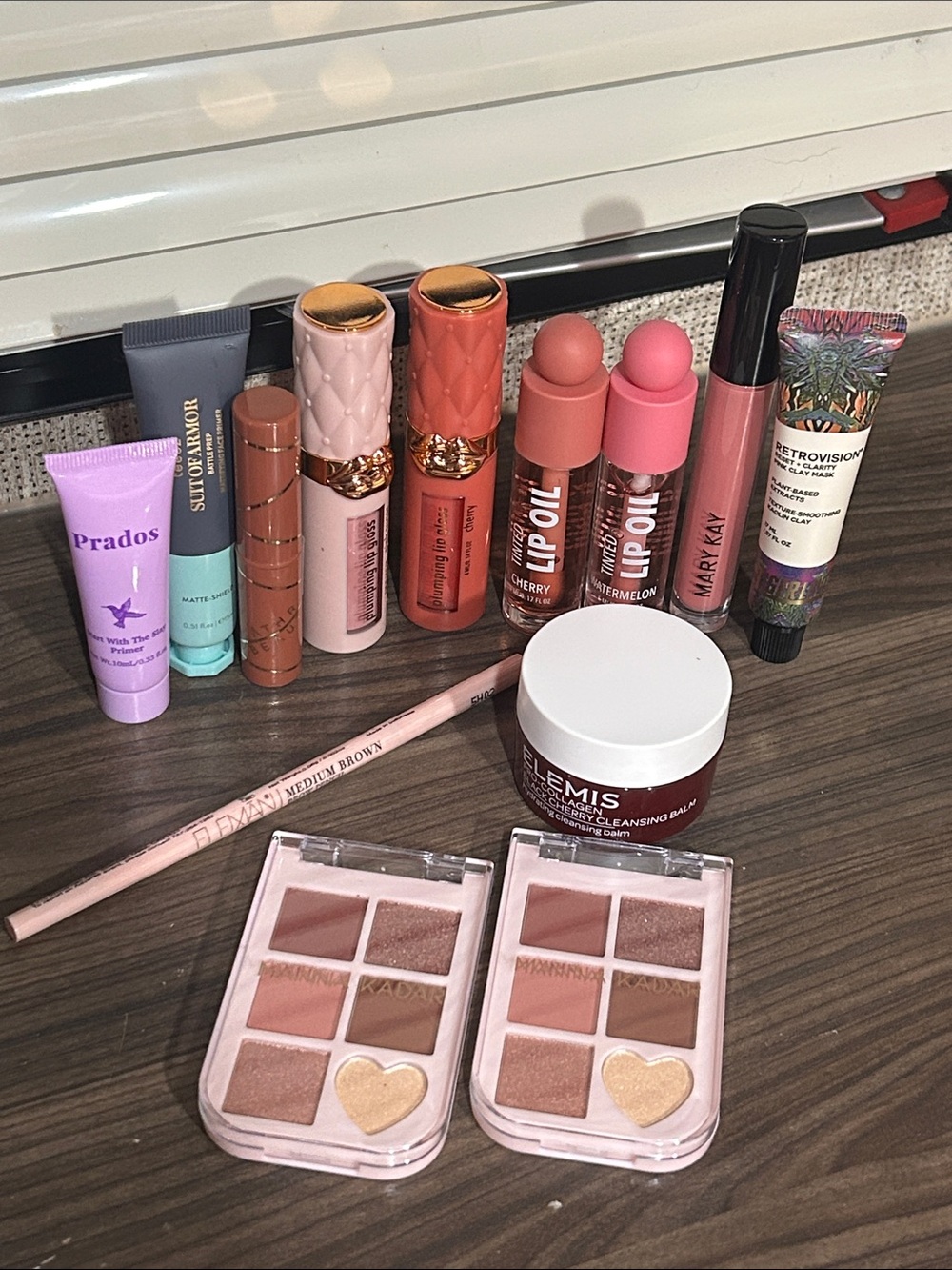 Assorted Pink and Peach Women’s Makeup Collection